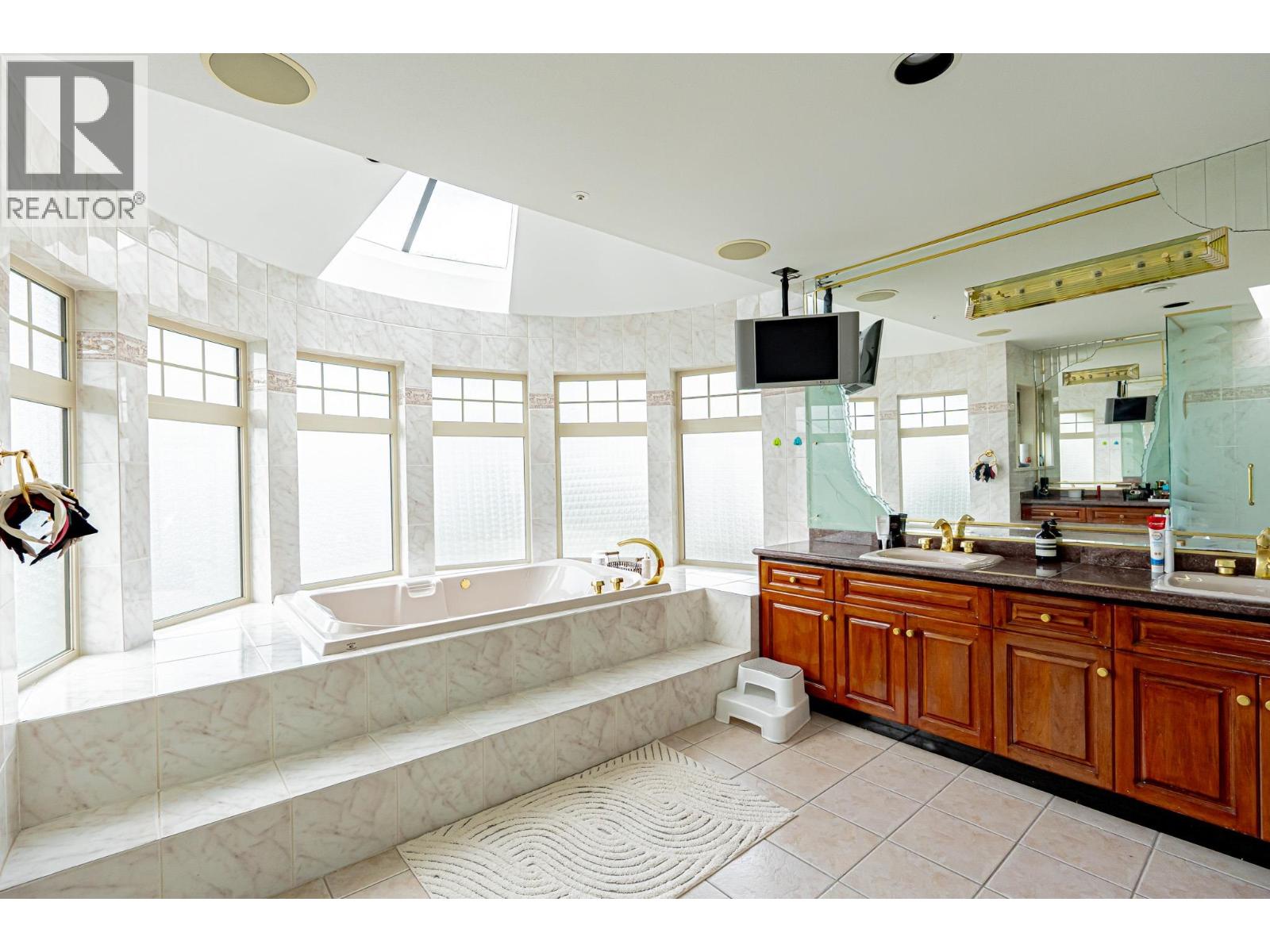 6879 ARBUTUS STREET, Vancouver