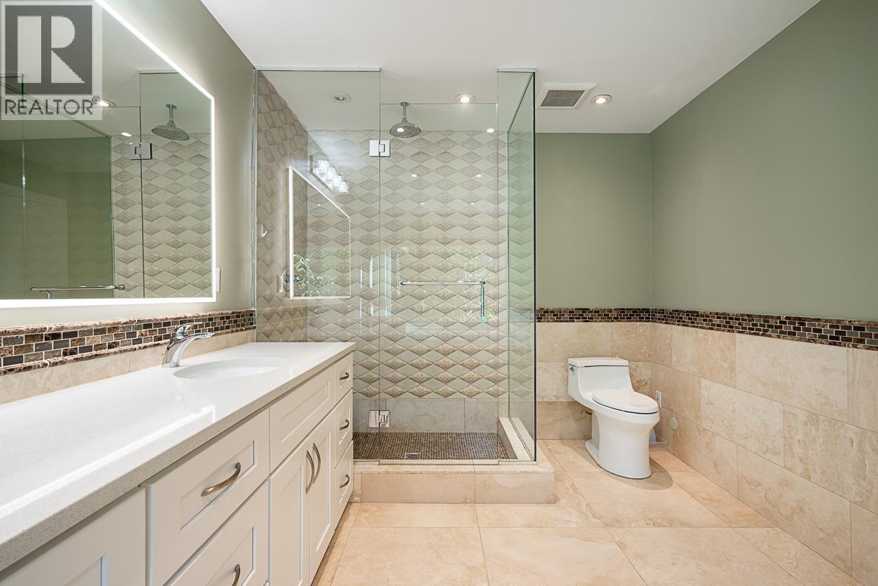 1562 PINECREST DRIVE, West Vancouver