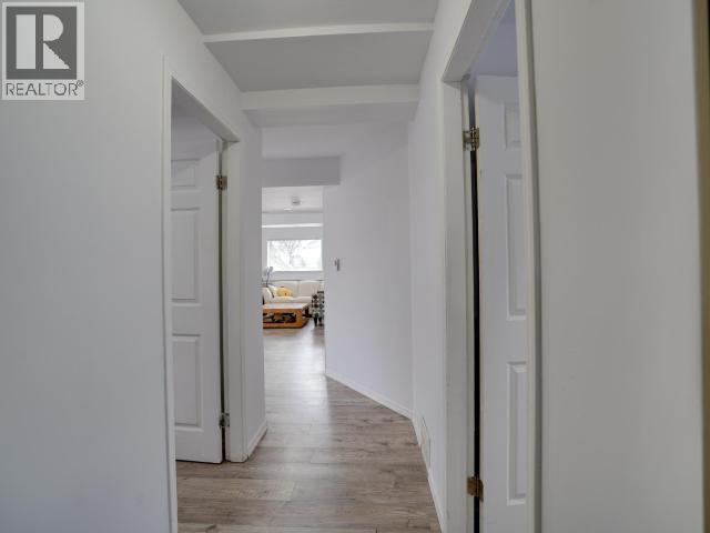 4279 JOYCE AVE, Powell River