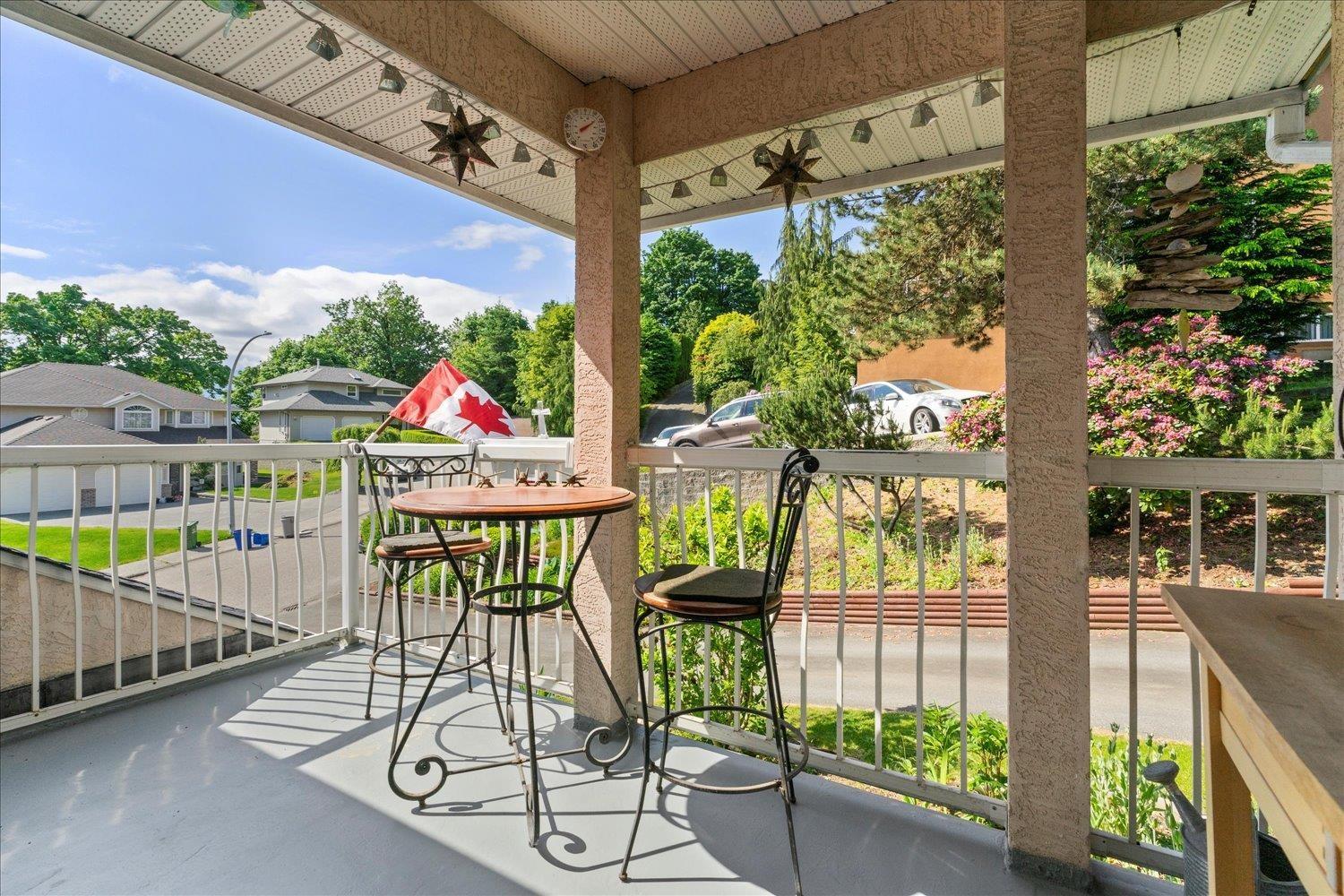 8657 SUNBURST PLACE, Chilliwack Mountain, Chilliwack