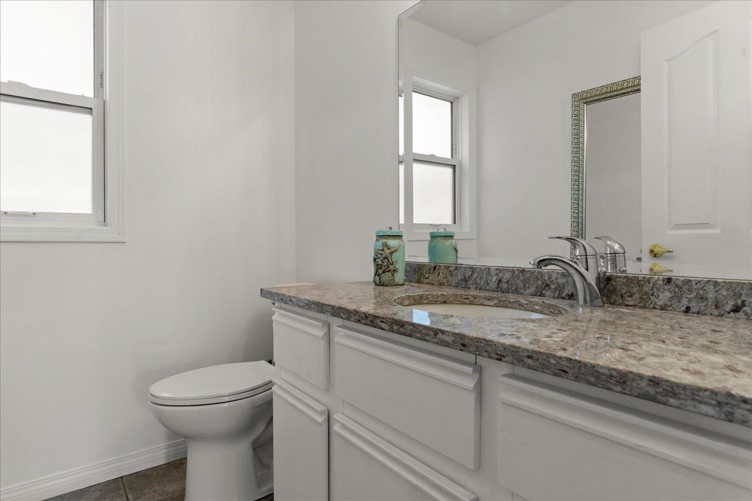 8657 SUNBURST PLACE, Chilliwack Mountain, Chilliwack