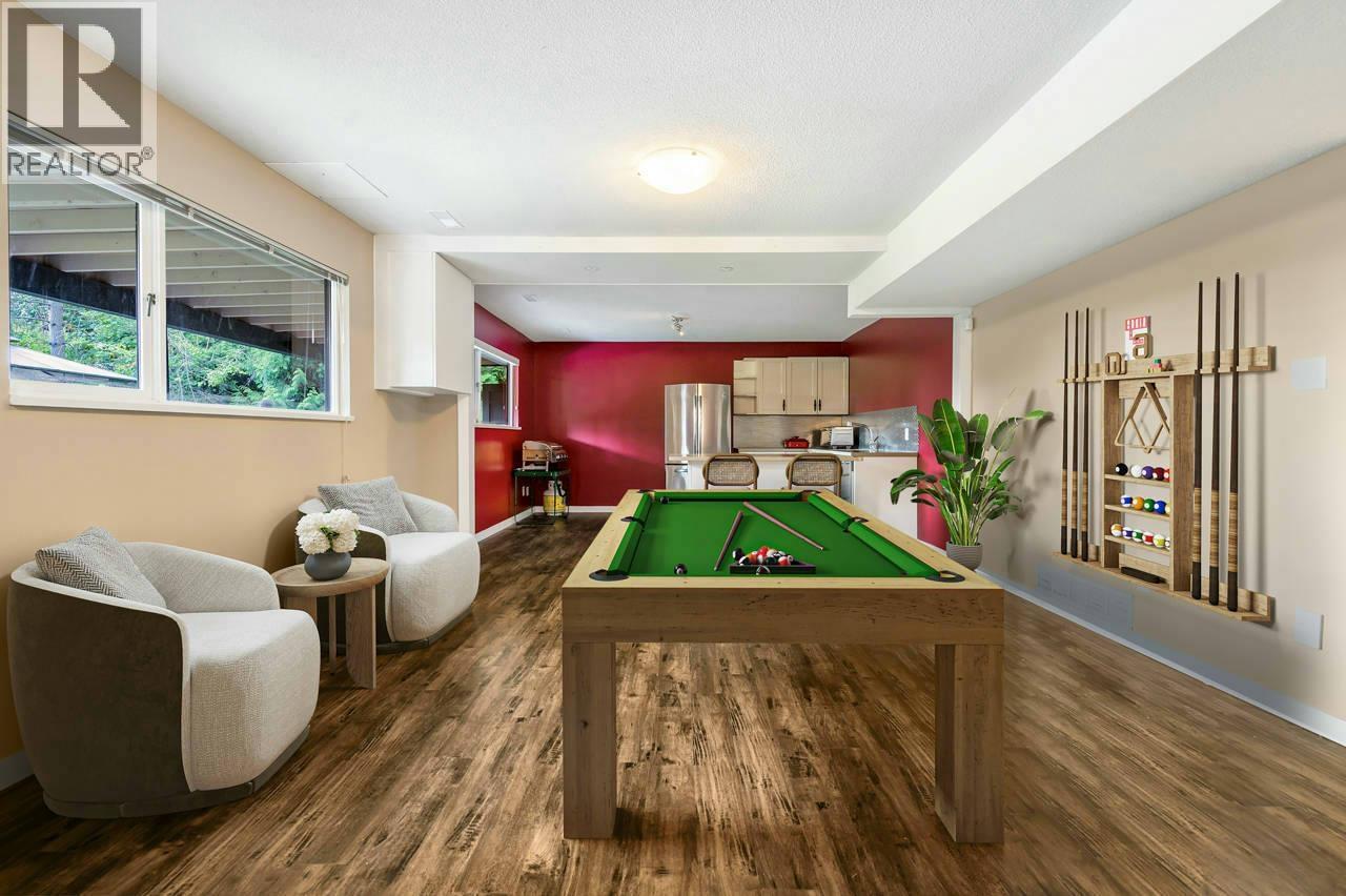 1550 PALMERSTON AVENUE, West Vancouver