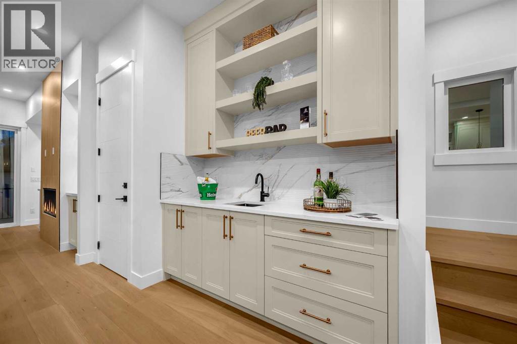 Single Family House for Sale in   Avenue SW North Glenmore Park Calgary 