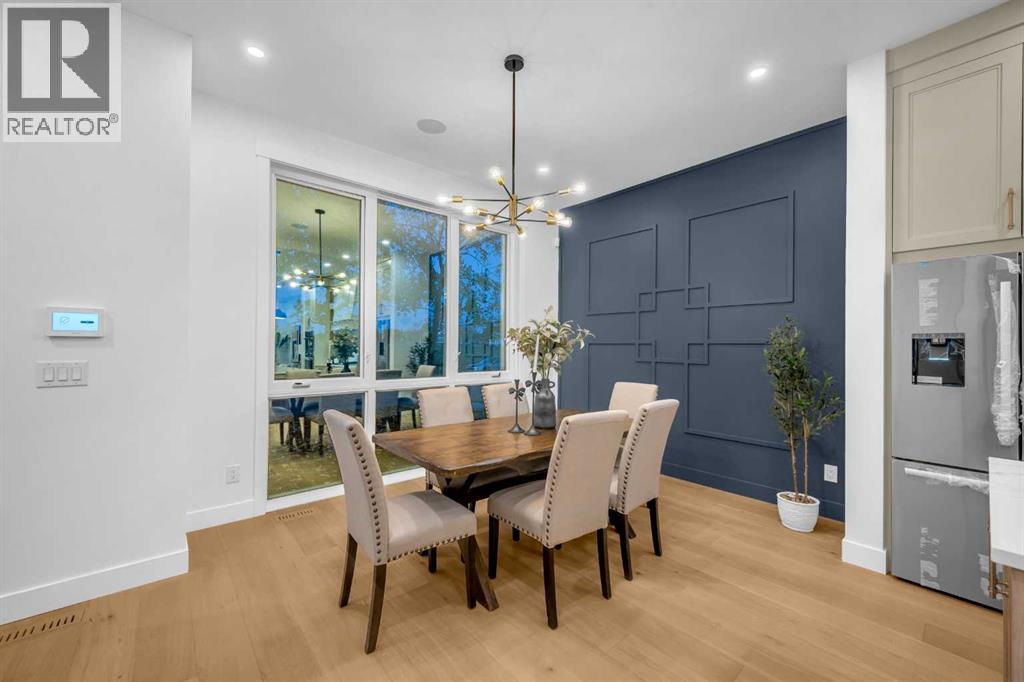 Single Family House for Sale in   Avenue SW North Glenmore Park Calgary 