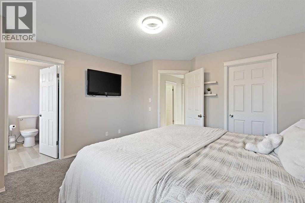 Single Family House for Sale in  Inverness Gardens SE McKenzie Towne Calgary 