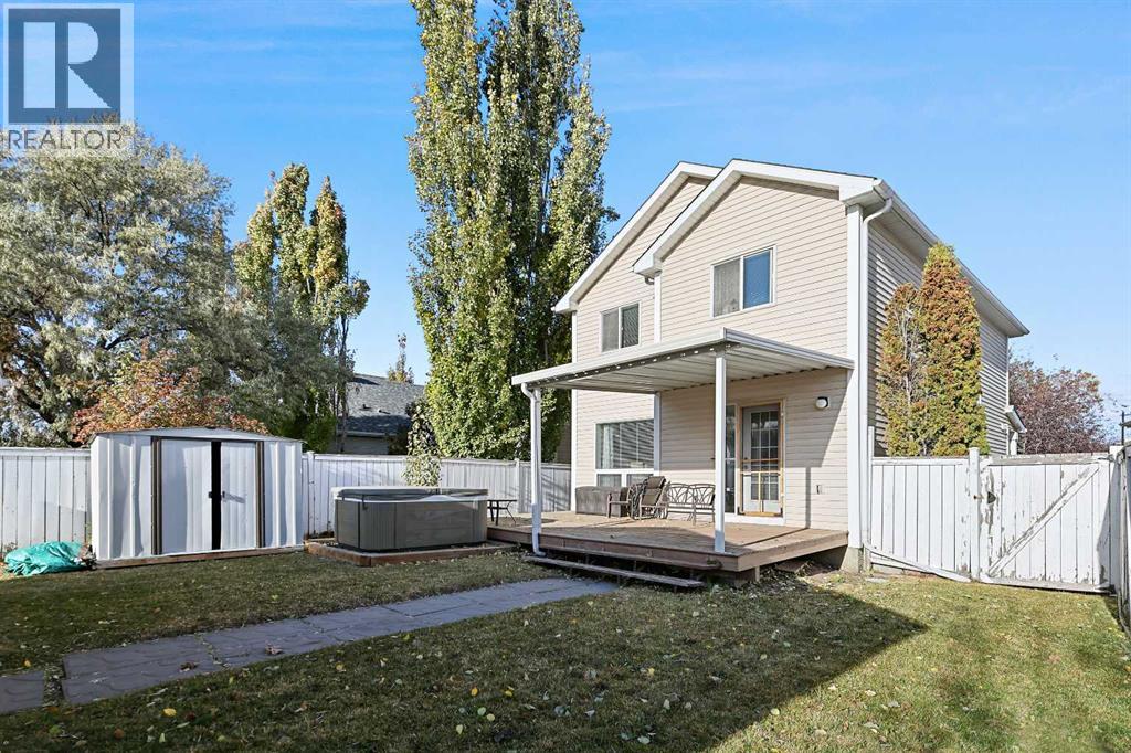 Single Family House for Sale in  Inverness Gardens SE McKenzie Towne Calgary 