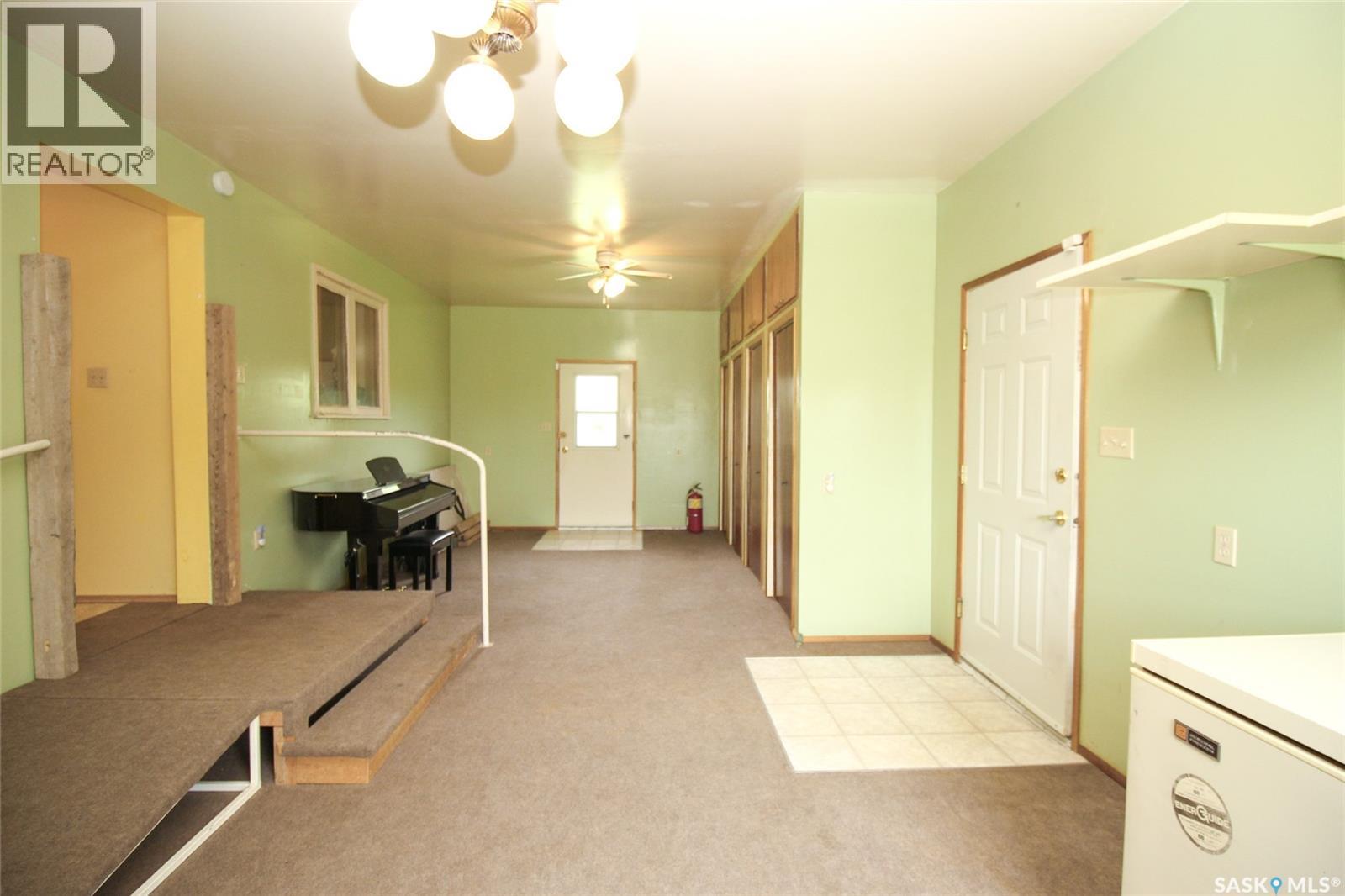 223 2nd STREET W - 5