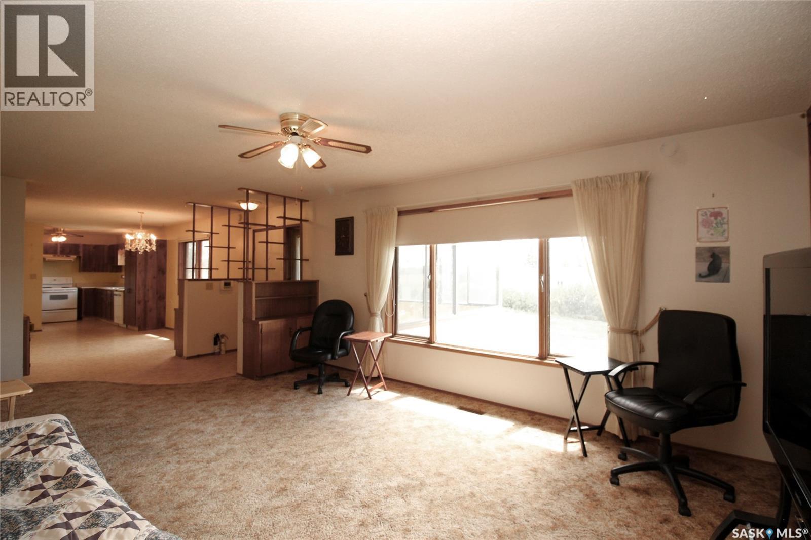 223 2nd STREET W - 3