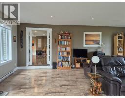 615 Rue Principale, Pointe Verte, NB E8J2P7 Photo 17
