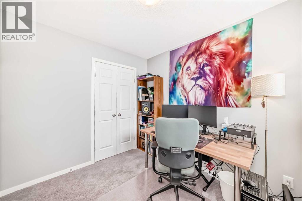 Single Family House for Sale in  Copperpond Park SE Copperfield Calgary 