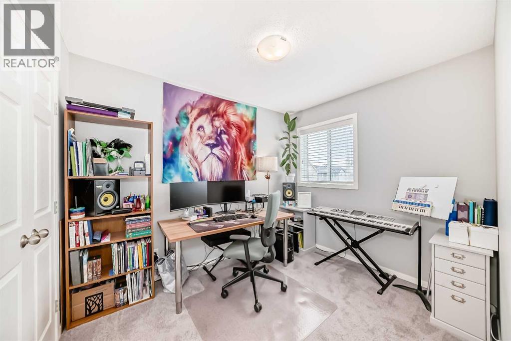 Single Family House for Sale in  Copperpond Park SE Copperfield Calgary 