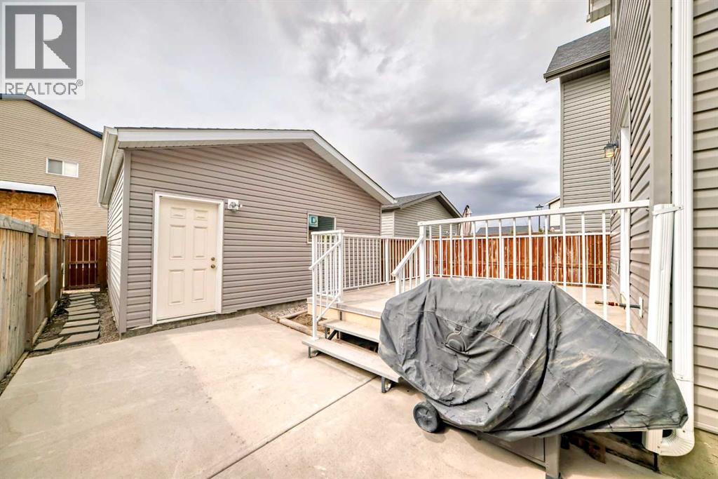 Single Family House for Sale in  Copperpond Park SE Copperfield Calgary 