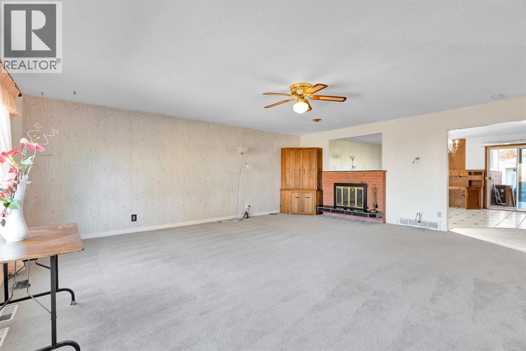 Single Family House Bi-level for Sale in   Street SE Ogden Calgary 
