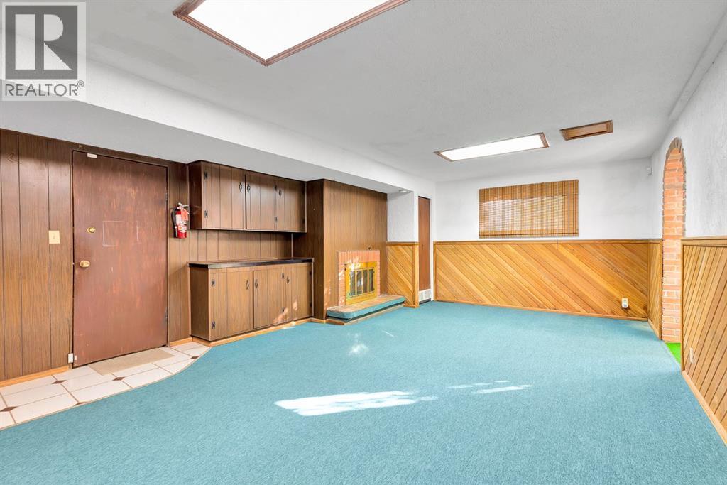 Single Family House Bi-level for Sale in   Street SE Ogden Calgary 