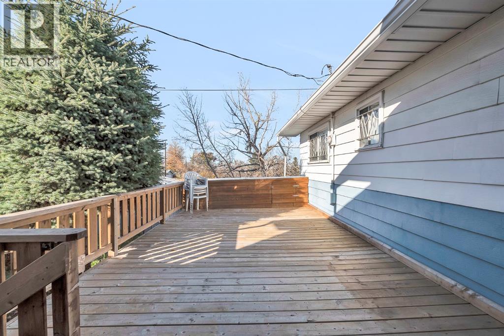 Single Family House Bi-level for Sale in   Street SE Ogden Calgary 