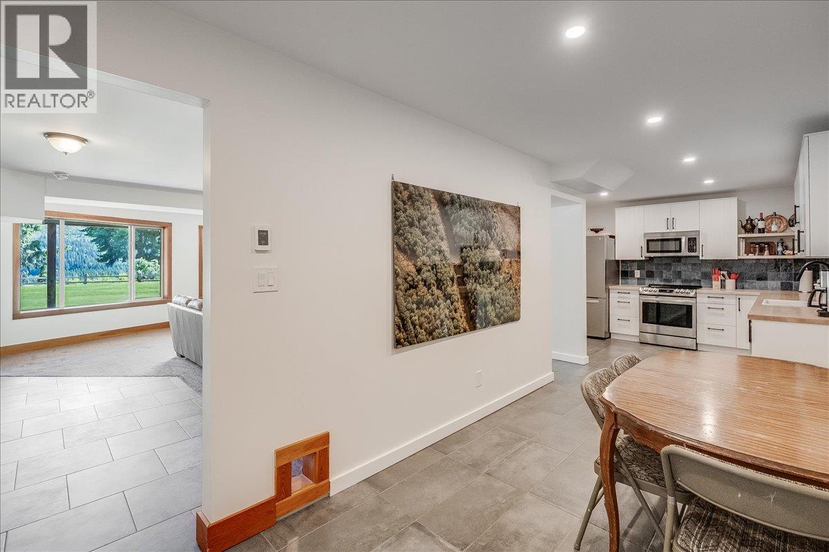 3802 Aaron Road, Nelson