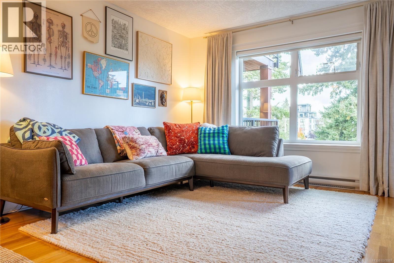 306 2717 Peatt Road, Langford