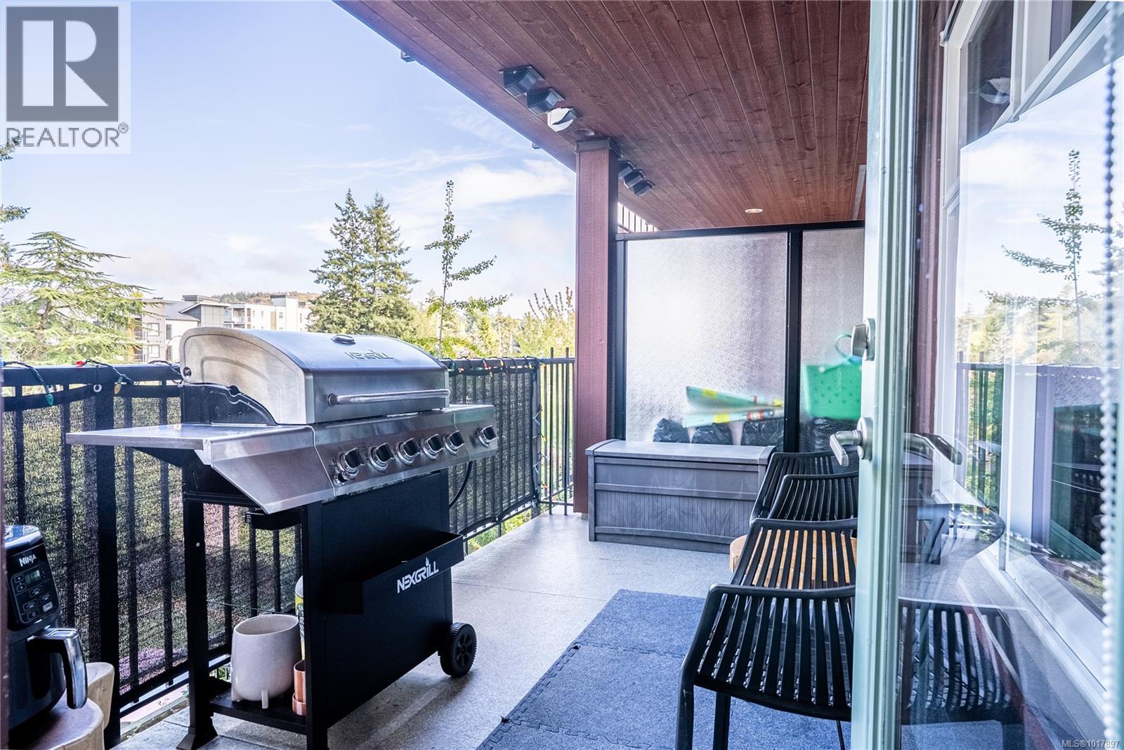 306 2717 Peatt Road, Langford