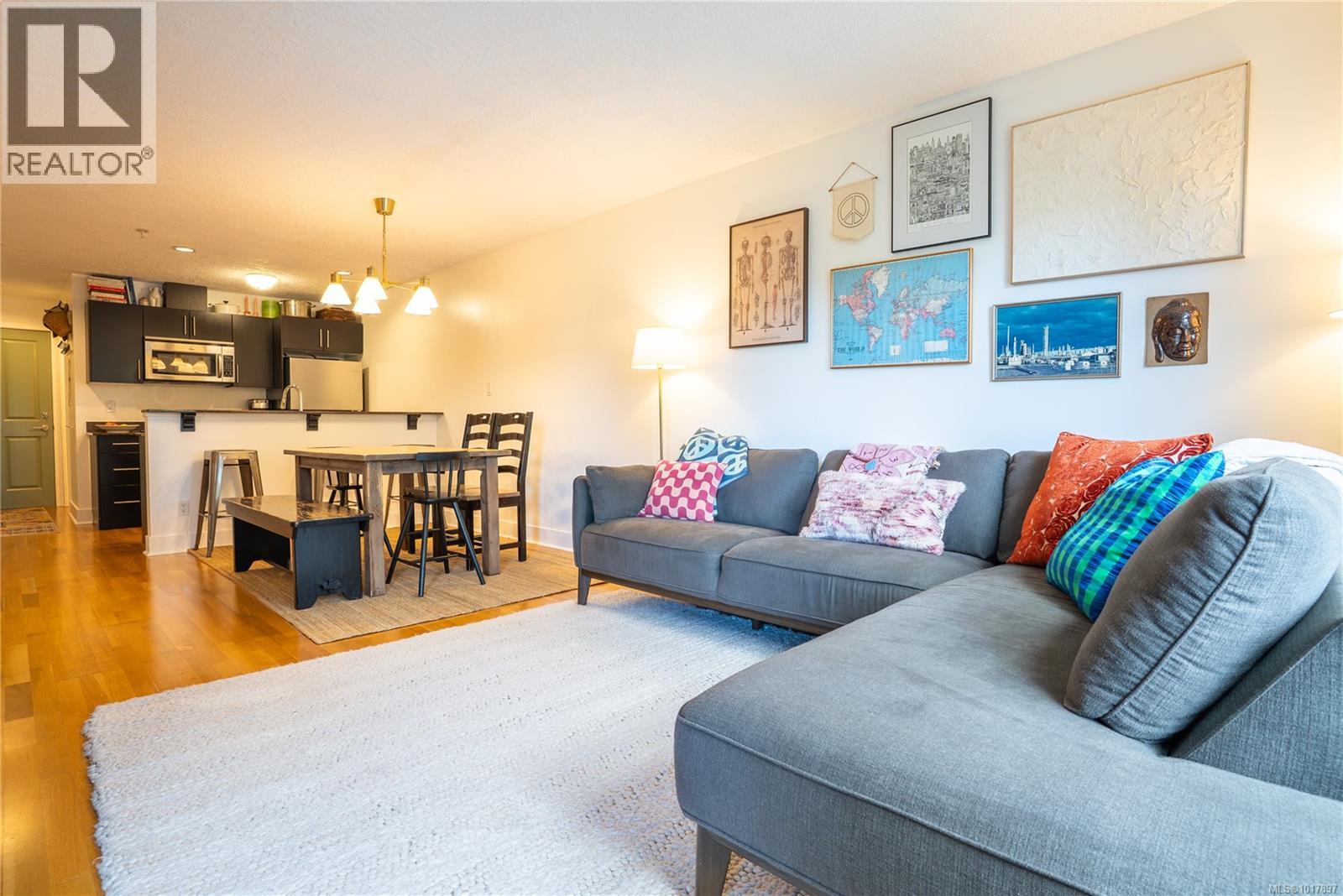 306 2717 Peatt Road, Langford