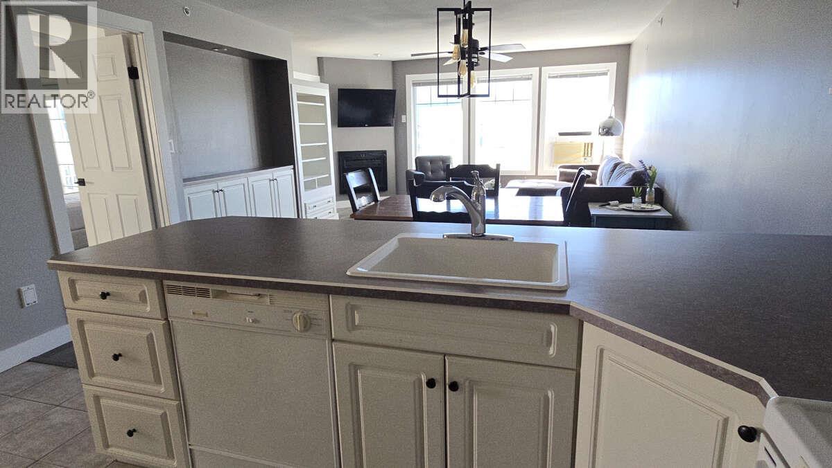 #4013A 5052 Riverview Road - 4