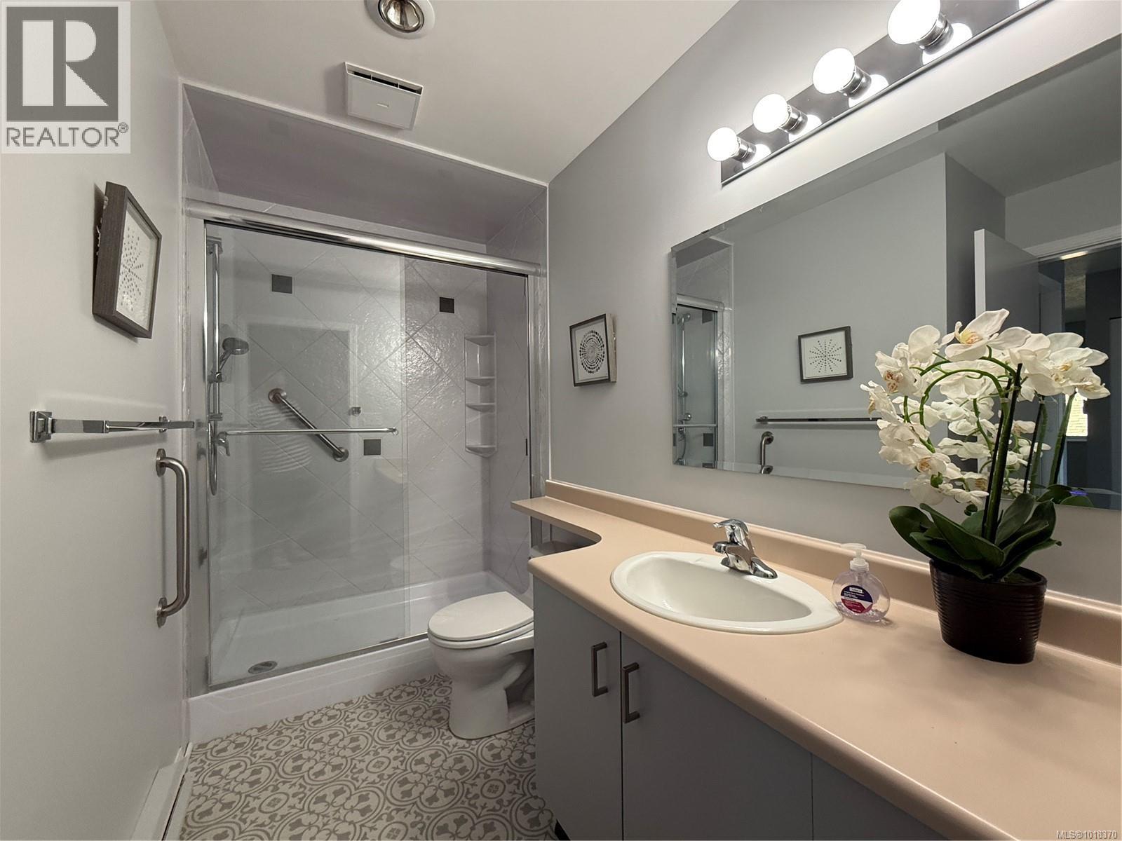 17 4120 Interurban Road, Saanich