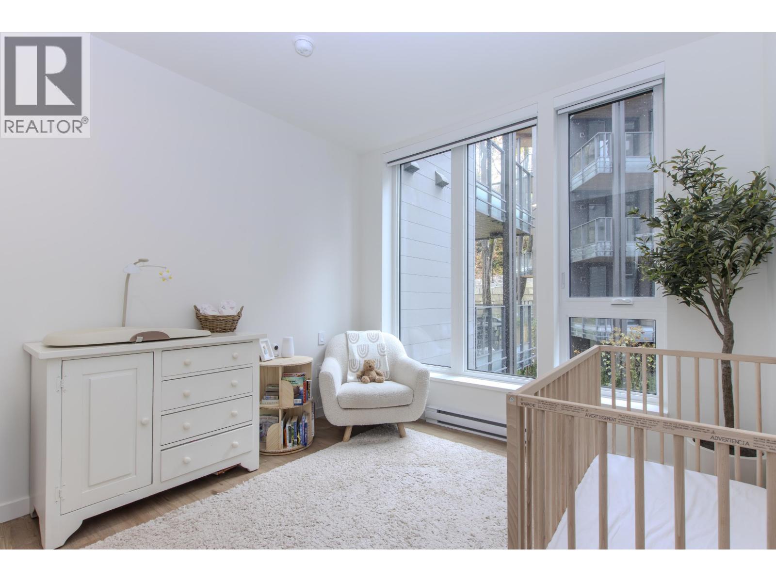 303 1500 SCOTT CRESCENT, Squamish