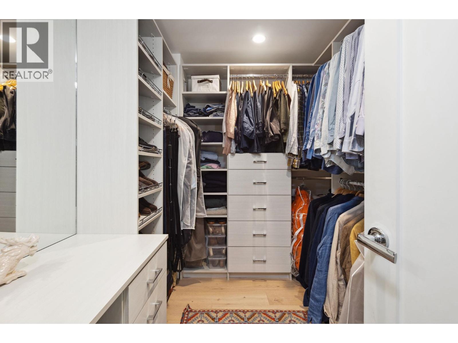 4445 STONE COURT, West Vancouver