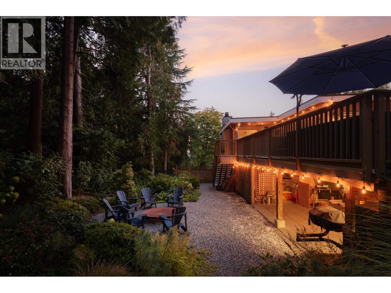 4445 STONE COURT, West Vancouver