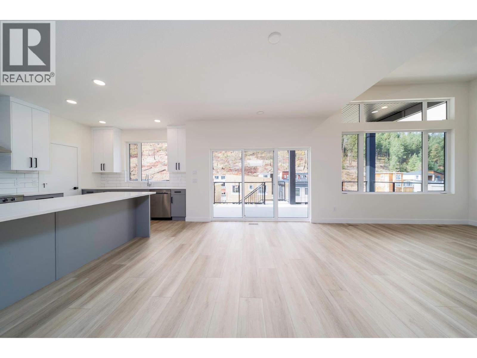  3758 Davidson Court, West Kelowna