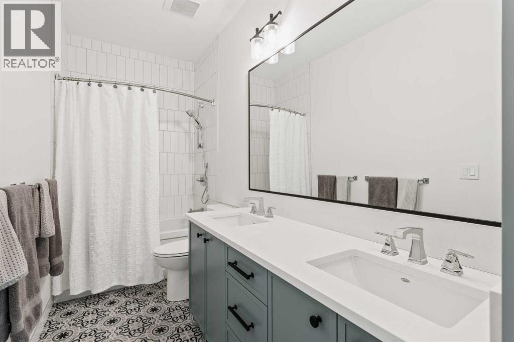 Single Family House for Sale in   Avenue SE Inglewood Calgary 