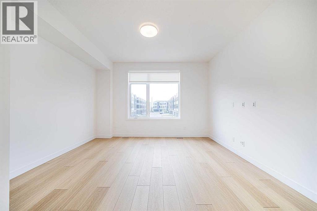 Single Family House for Sale in    Avenue SE Belvedere Calgary 