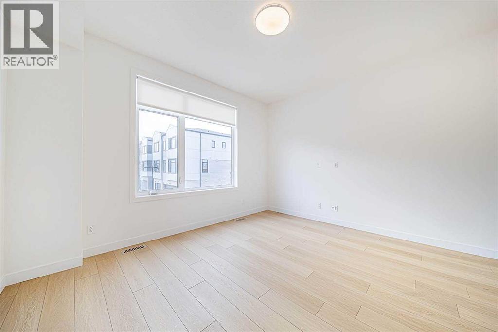 Single Family House for Sale in    Avenue SE Belvedere Calgary 