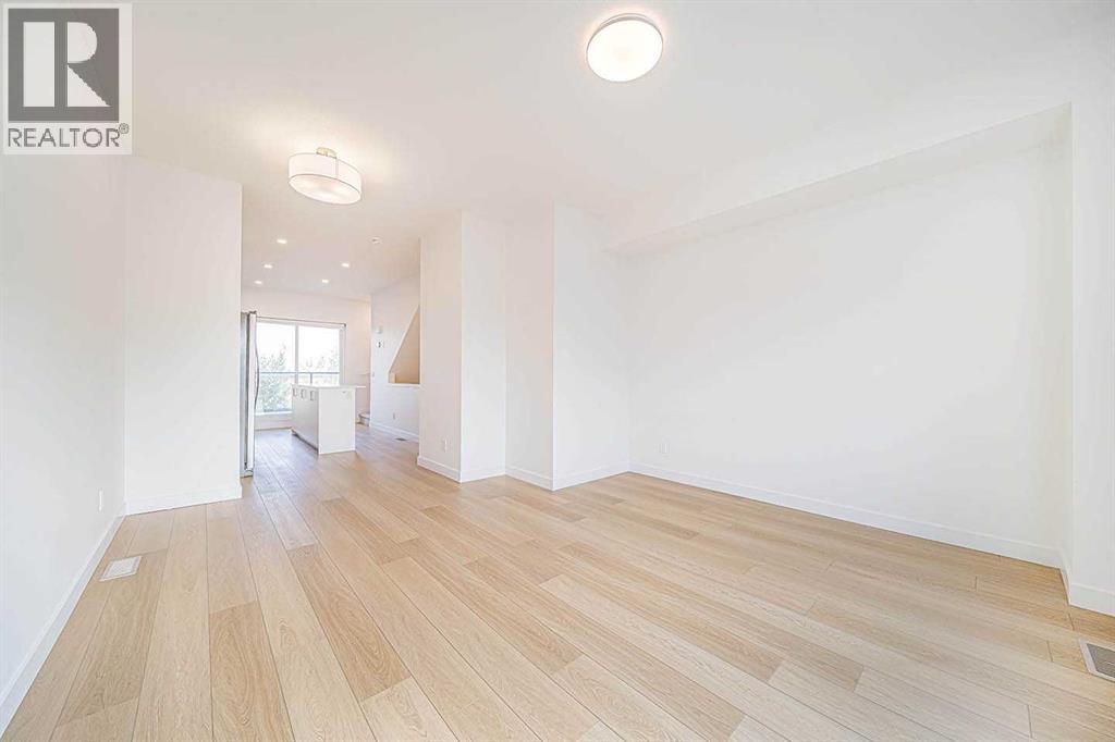 Single Family House for Sale in    Avenue SE Belvedere Calgary 