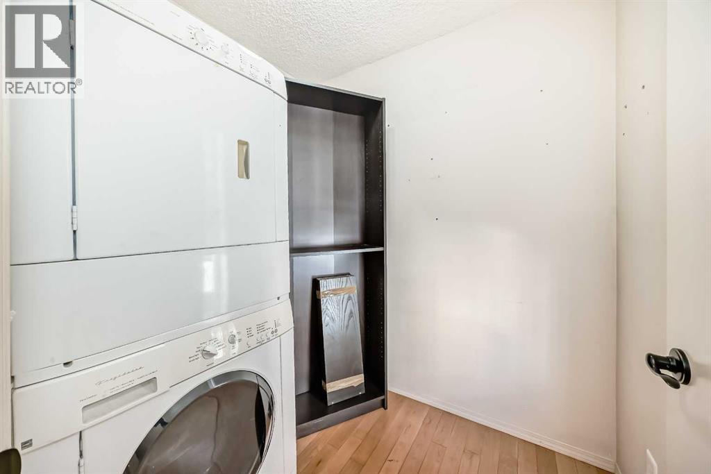 Single Family House for Sale in  Toscana Gardens NW Tuscany Calgary 