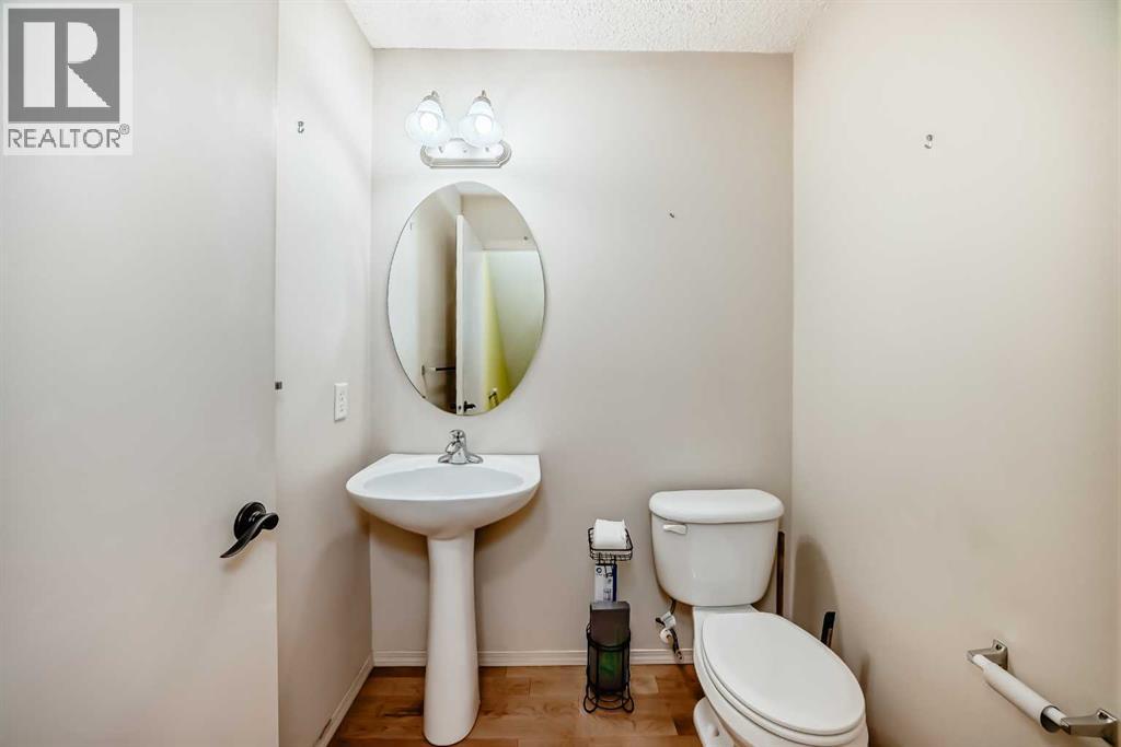 Single Family House for Sale in  Toscana Gardens NW Tuscany Calgary 