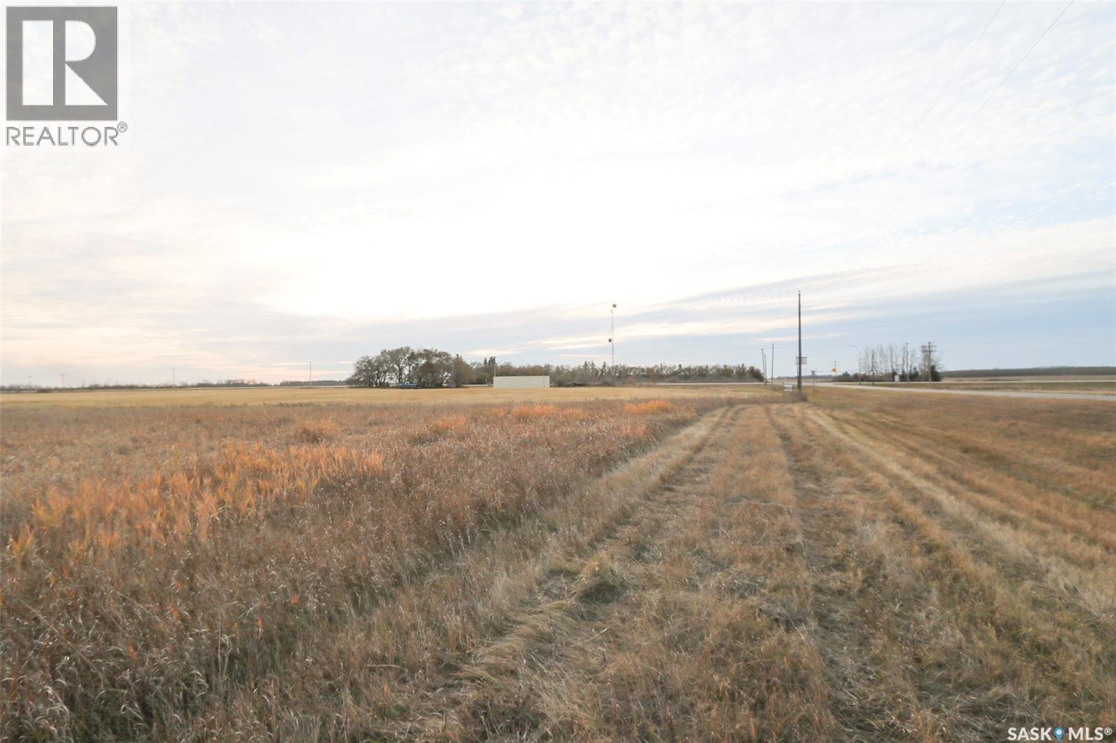 801 Main STREET - Photo 2 of 10, Good Lake Rm No. 274, Saskatchewan