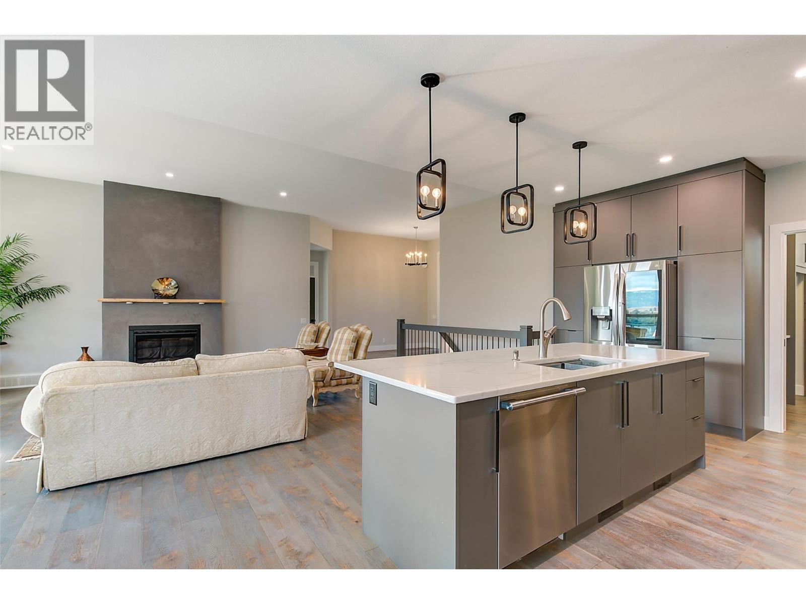  759 Carnoustie Drive, Kelowna