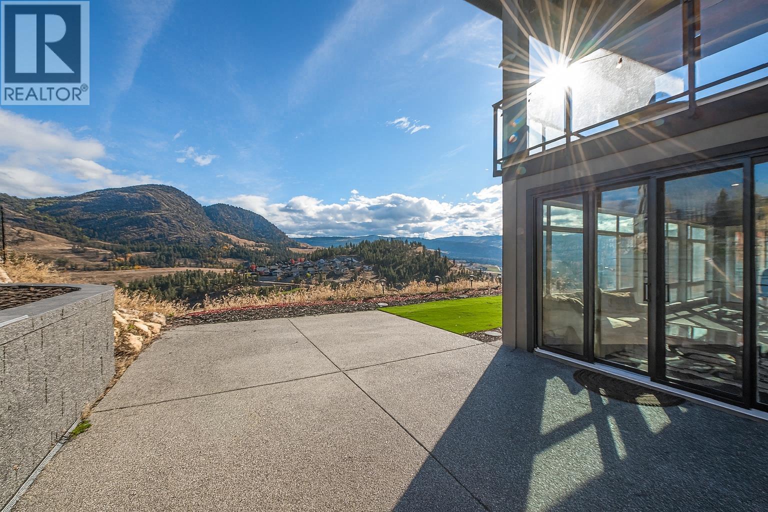  759 Carnoustie Drive, Kelowna
