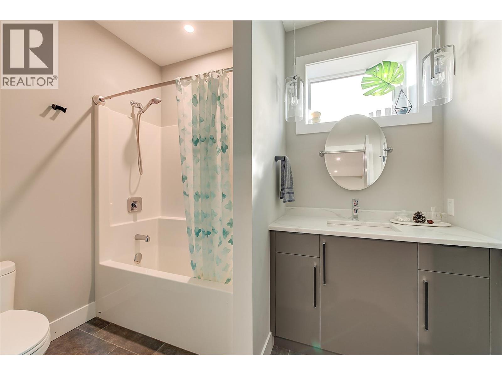  759 Carnoustie Drive, Kelowna