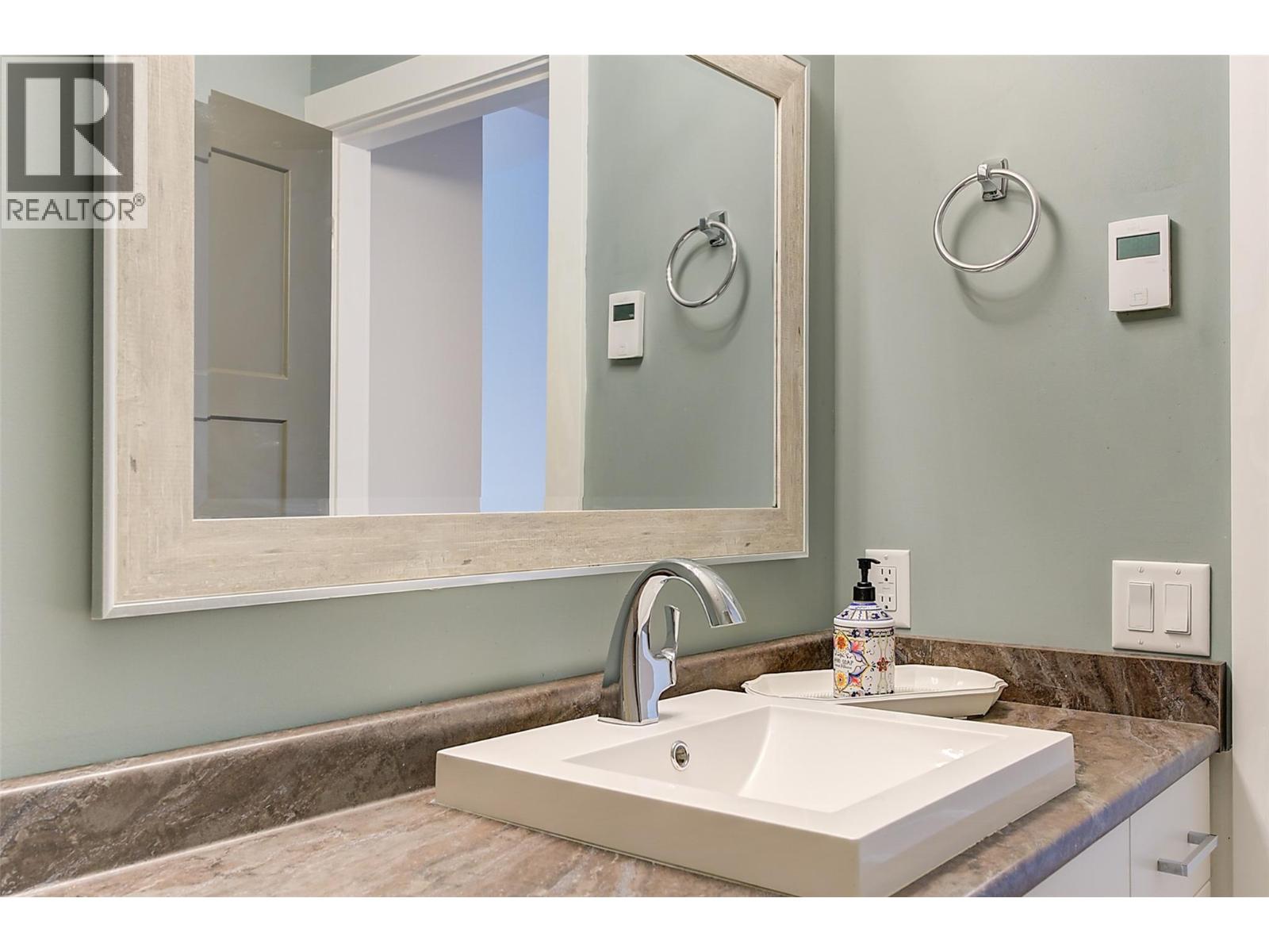  759 Carnoustie Drive, Kelowna