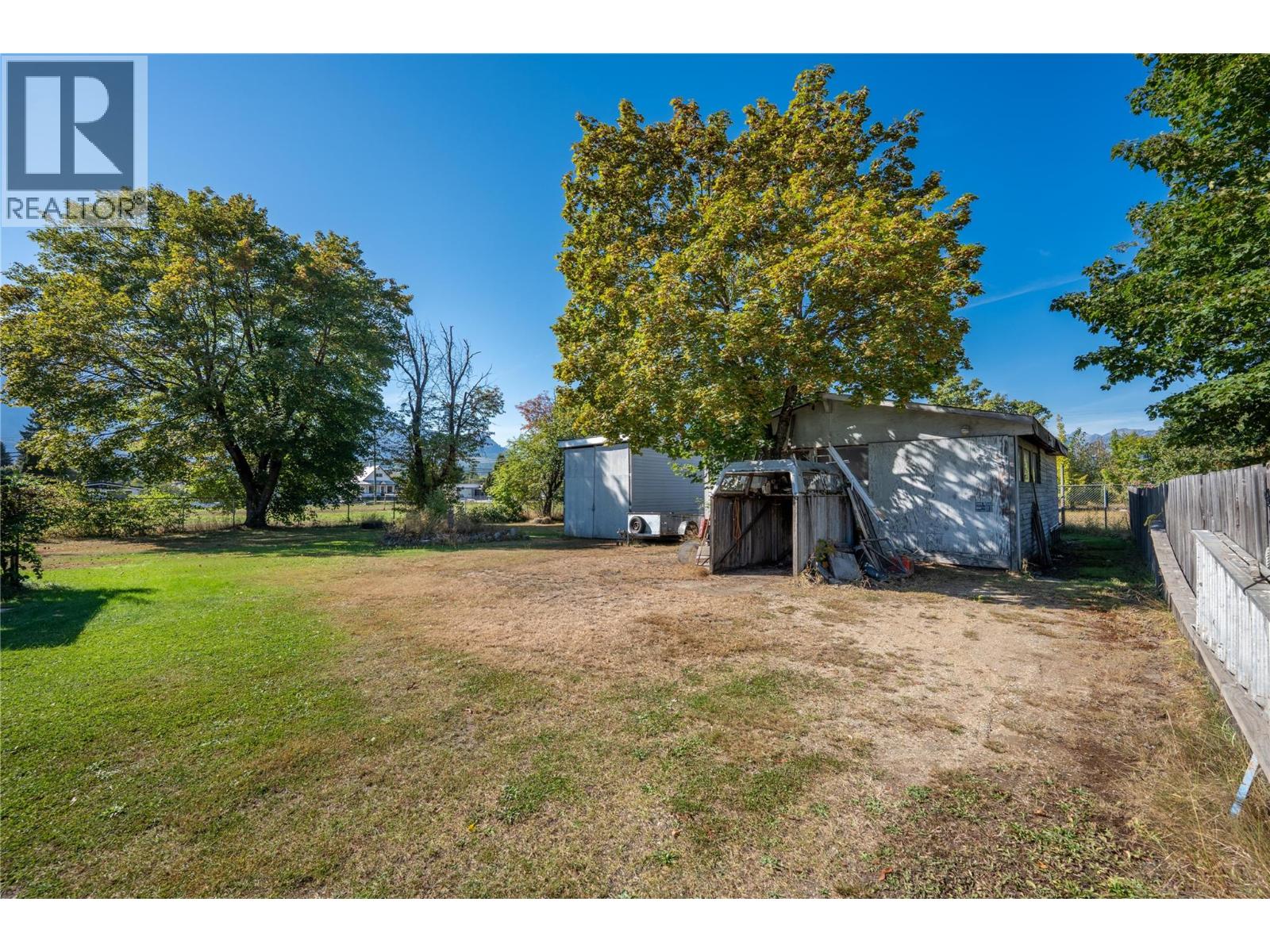 419 Edward Street, Revelstoke