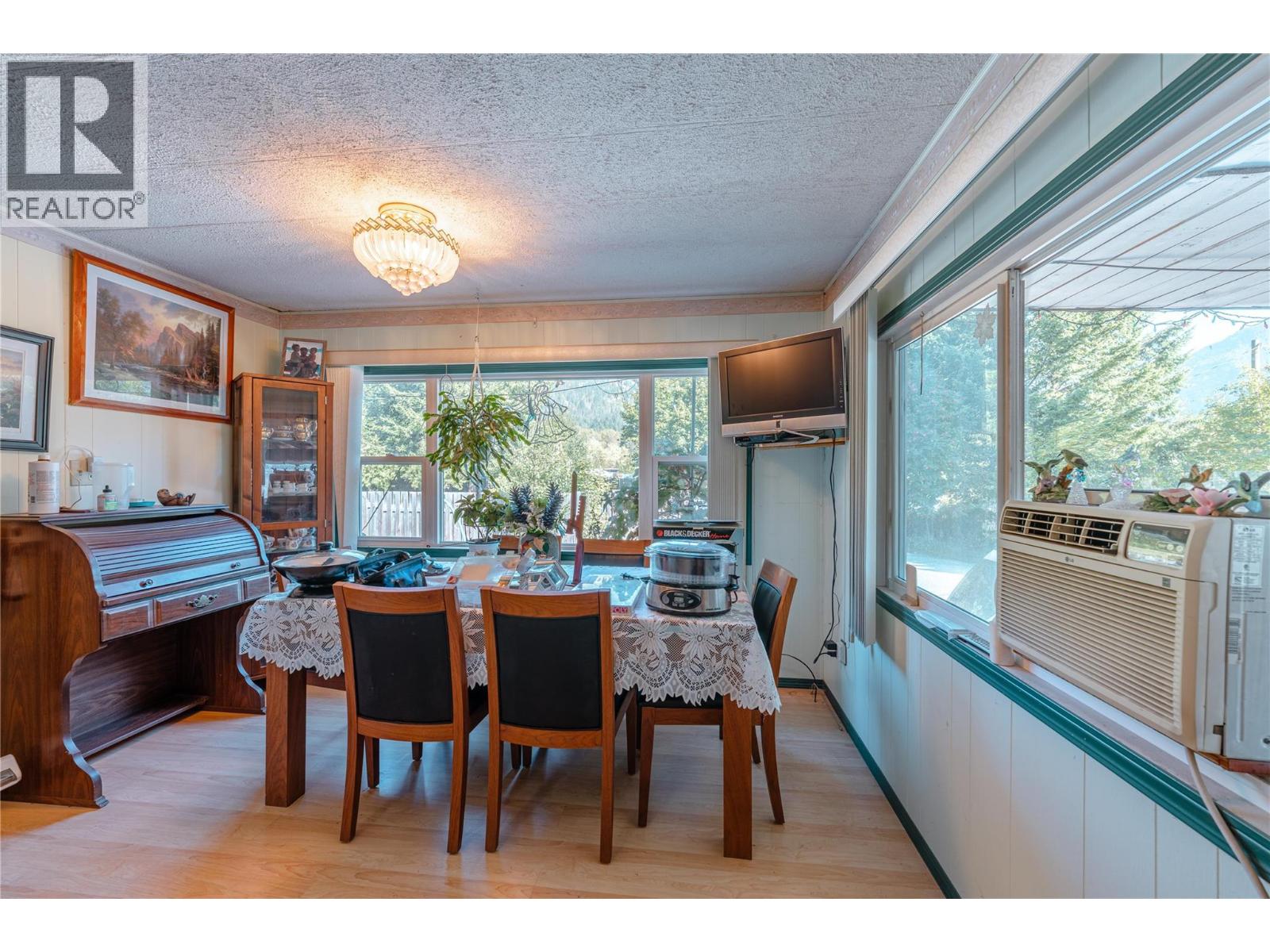 419 Edward Street, Revelstoke