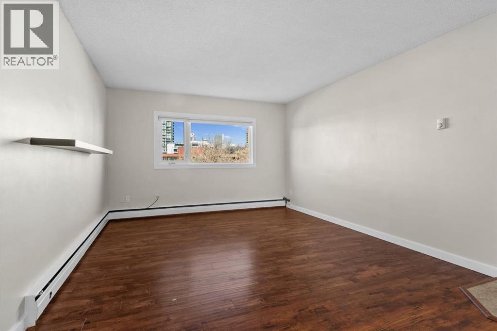 Single Family House for Sale in    Avenue SW Lower Mount Royal Calgary 