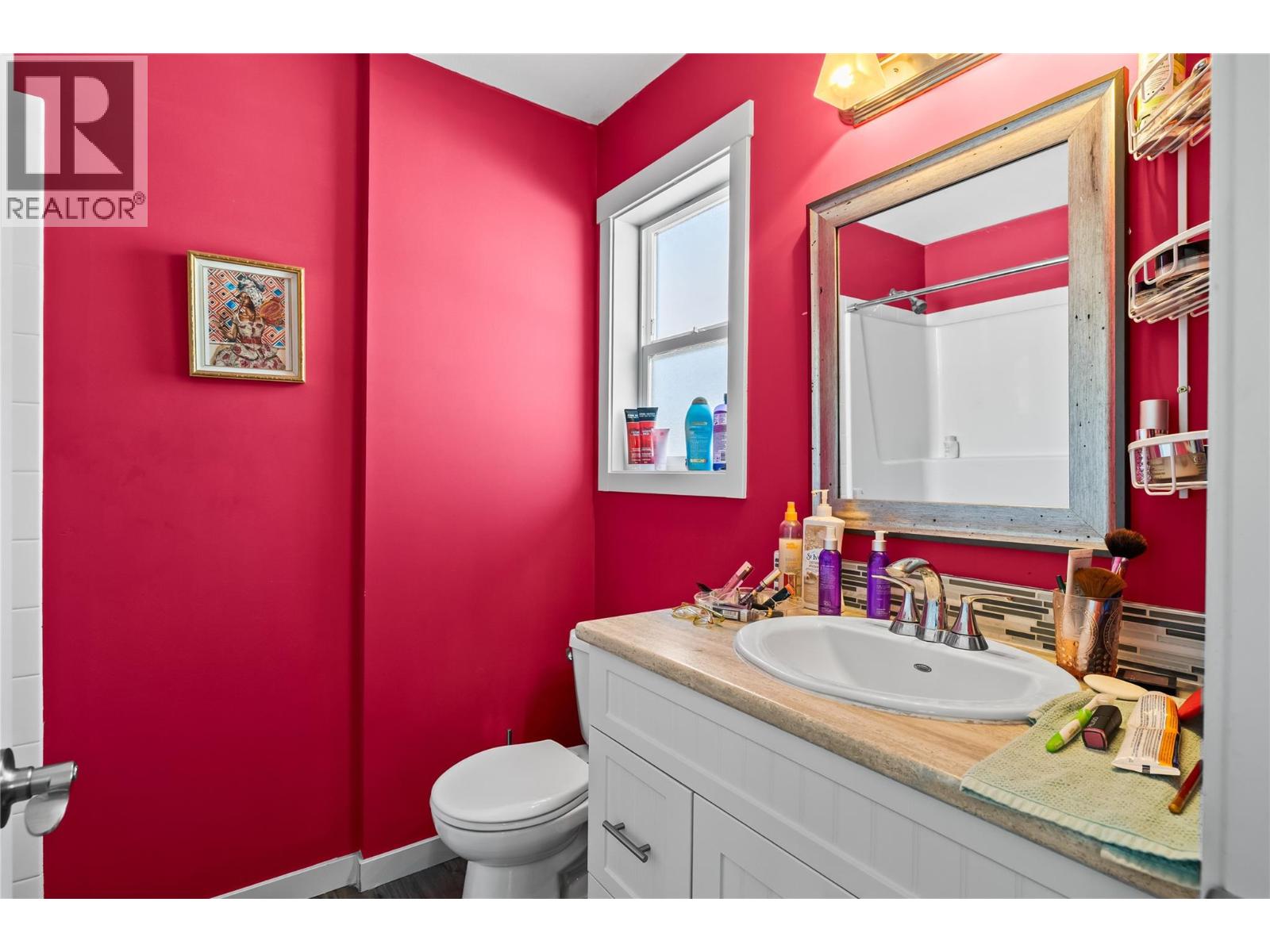  1319 Belaire Avenue, Kelowna