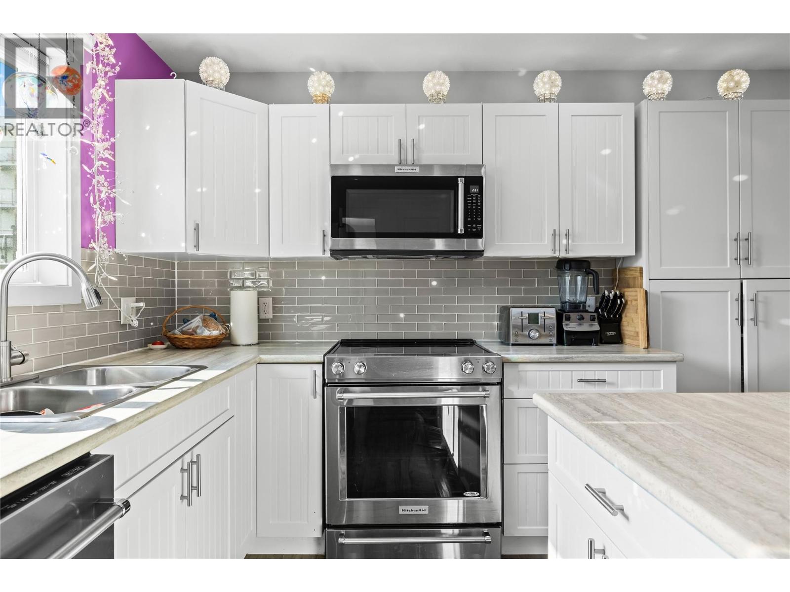  1319 Belaire Avenue, Kelowna