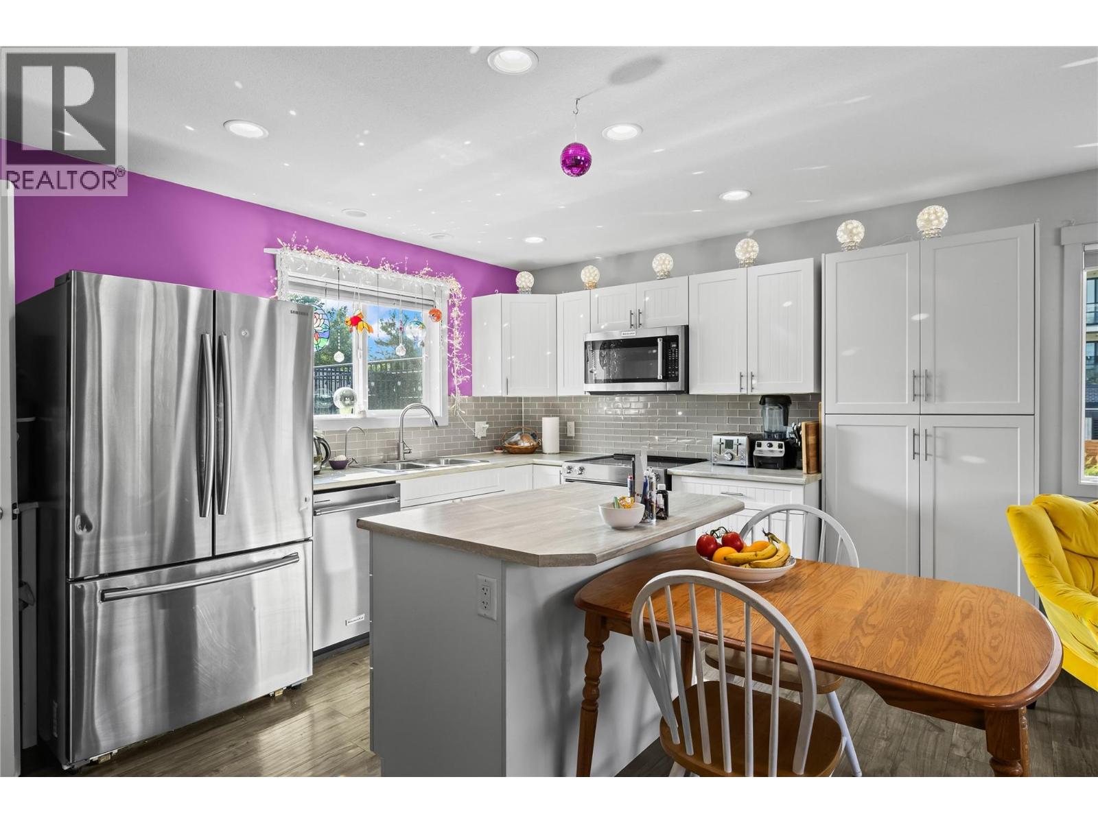  1319 Belaire Avenue, Kelowna