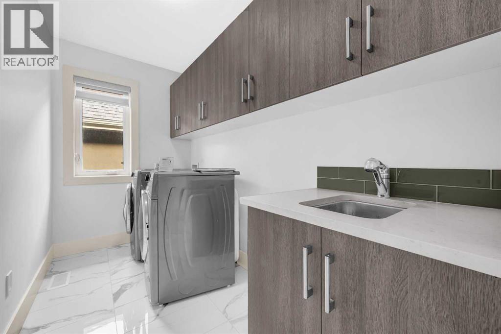 Single Family House for Sale in  Evansview Road NW Evanston Calgary 