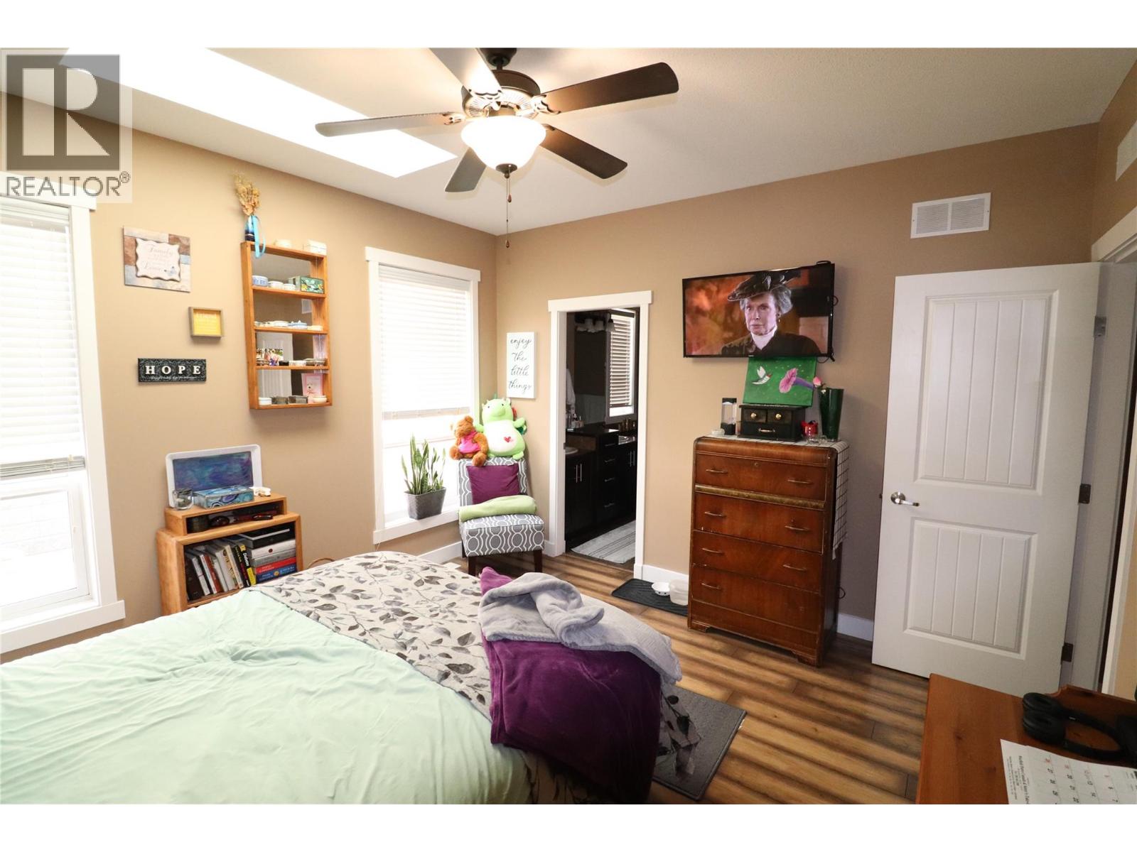 2311 COLUMBIA Avenue, Trail