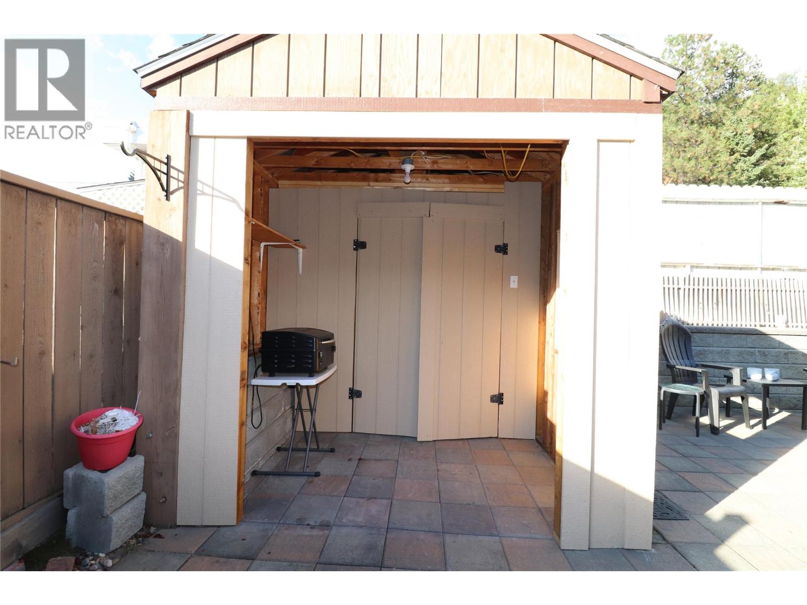 2311 COLUMBIA Avenue, Trail