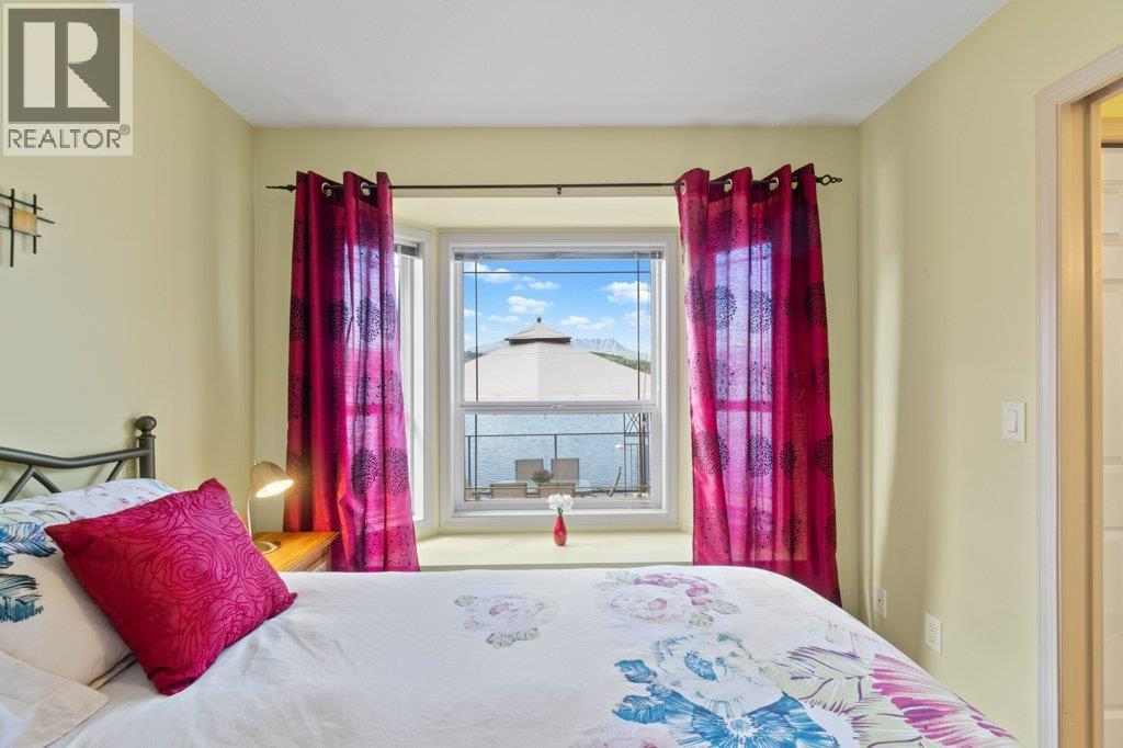 4 4109 Hacking Road, Tappen